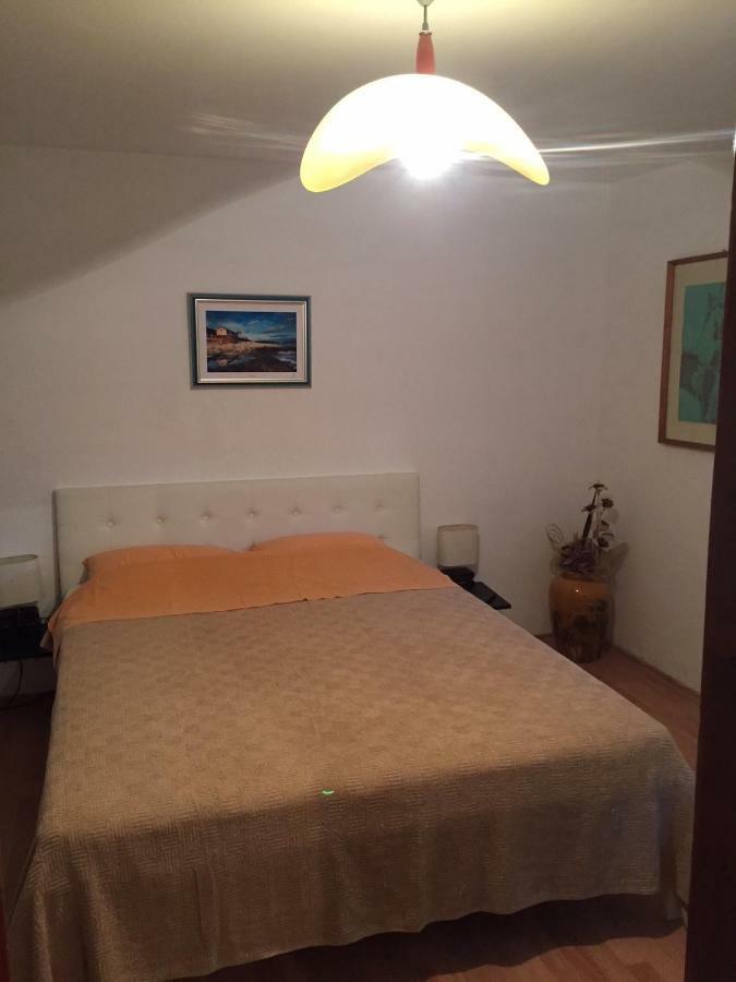 Tea1 Apartment Pula Bagian luar foto