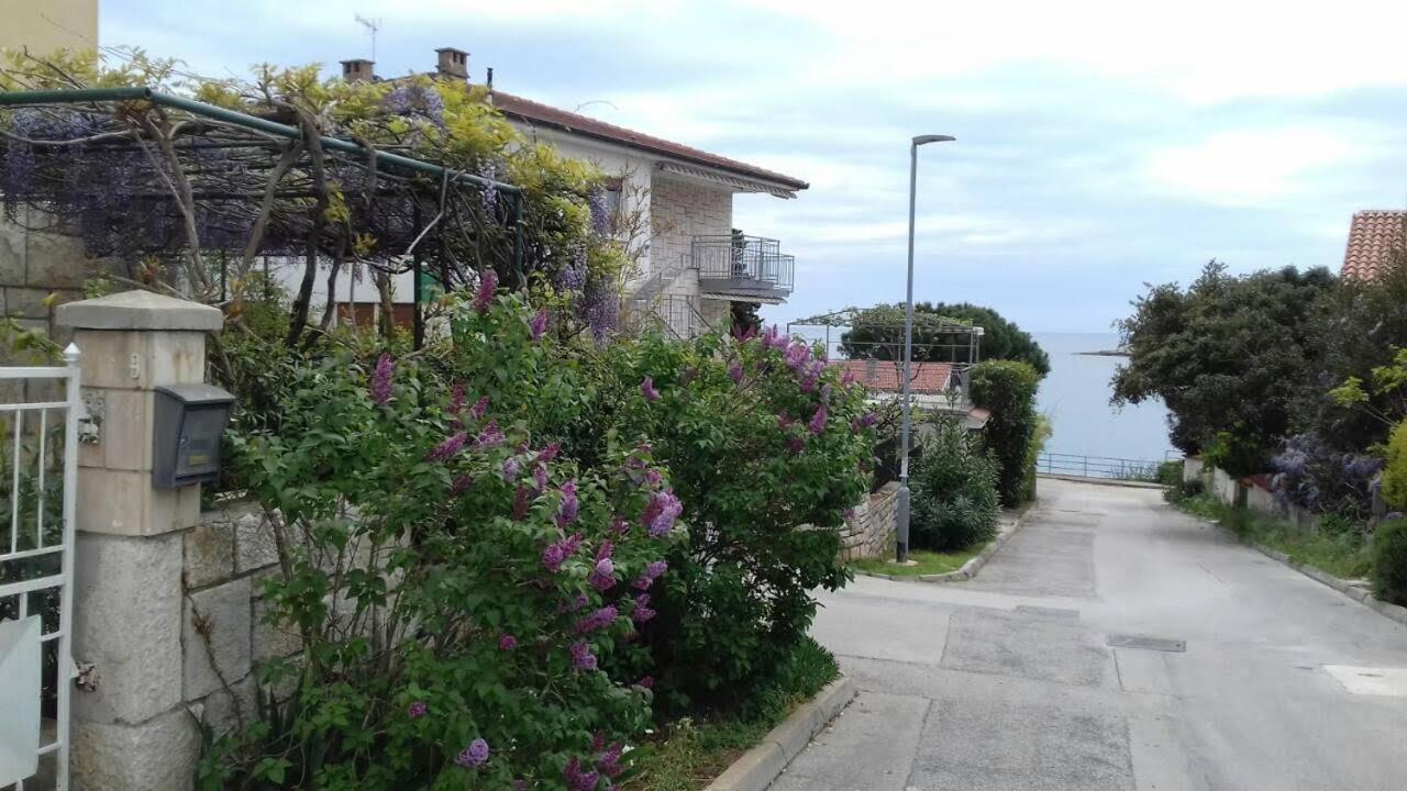Tea1 Apartment Pula Bagian luar foto